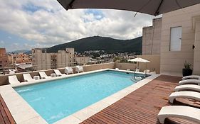 Hotel Alvarado Suites